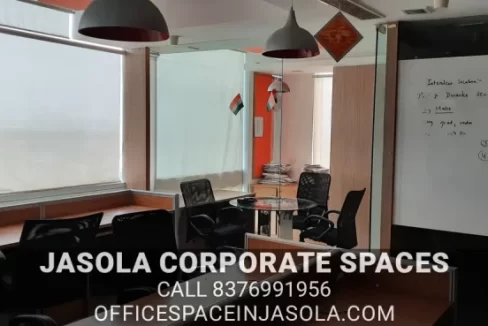 exterior-office-space-for-rent-in-dlf-tower-b