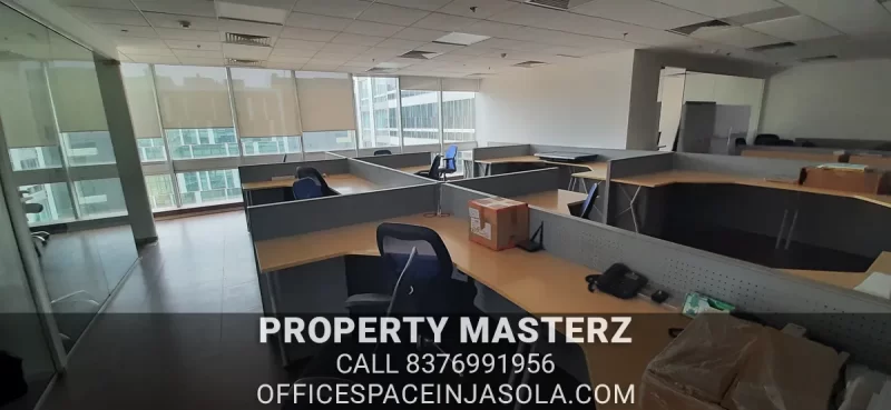 Grand entrance lobby of a commercial property for rent in jasola.