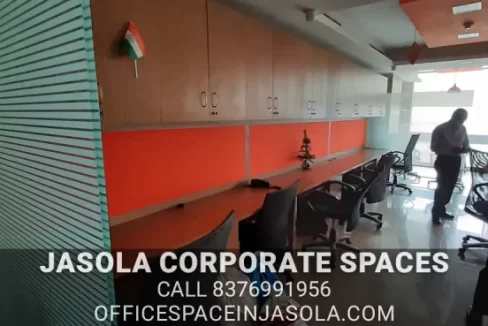 office-space-for-rent-in-dlf-tower-b-jasola