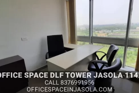 pantry-office-space-rent-dlf-tower-jasola-1142-sqft